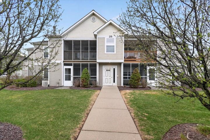 1571 Long Meadow Trail, Ann Arbor, MI 48108