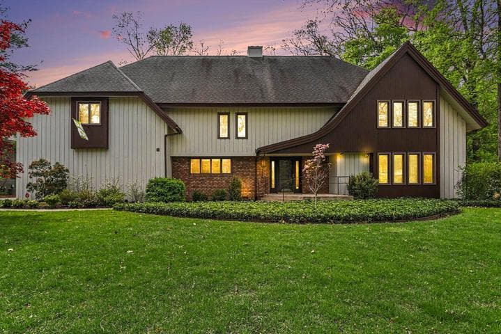 1415 Holiday Lane, Portage, MI 49024