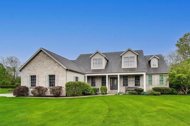 292 River Run Drive, St. Joseph, MI 49085