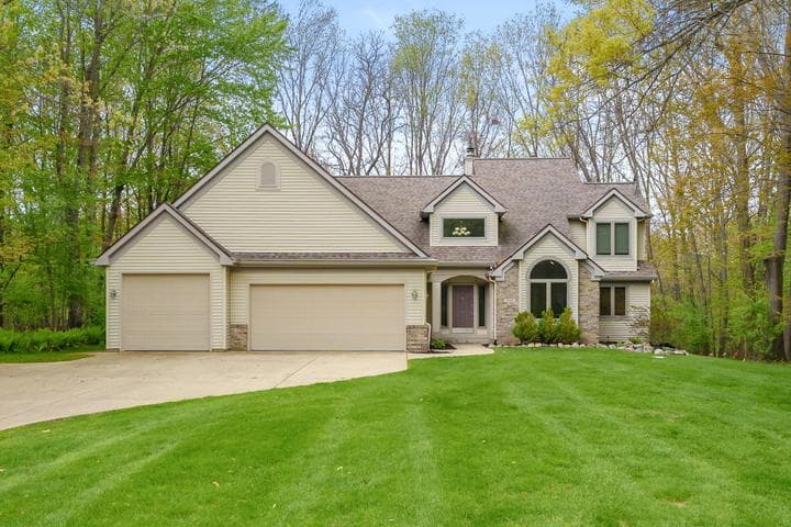 6147 Autumn Ridge, Richland, MI 49083