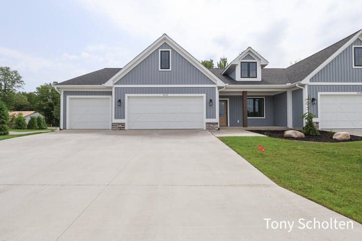 5145 Blendon Meadow Circle 28, Hudsonville, MI 49426