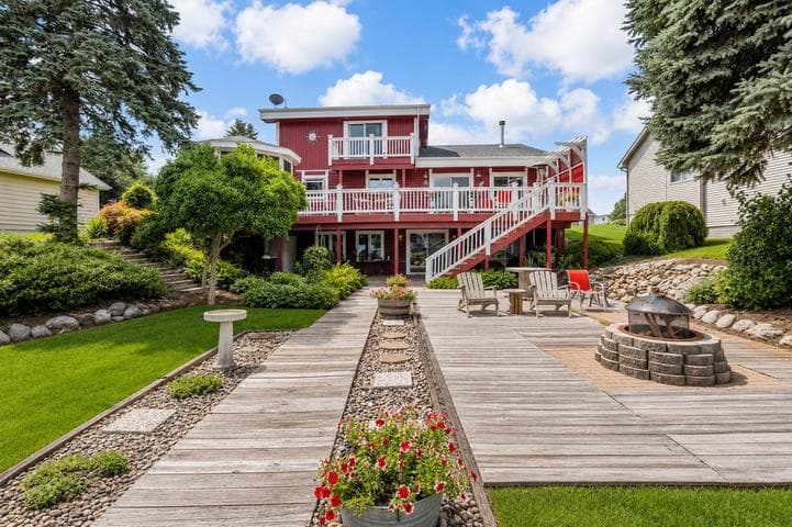 7596 Wadding Drive, Onsted, MI 49265