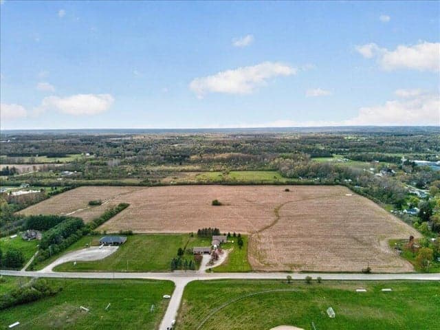 7645 Sayles Road, Brockway, MI 48097