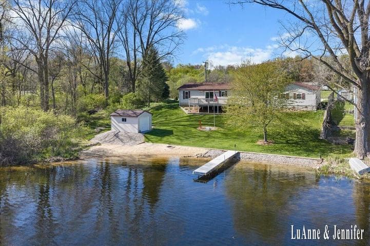 10260 Swem Street NE, Rockford, MI 49341
