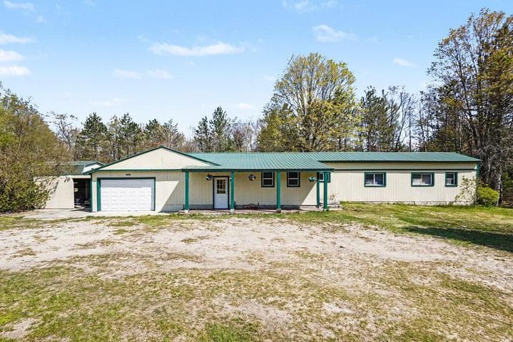 10086 E Old M 63, Luther, MI 49656