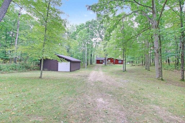 5779 E Marquette Trail, Chase, MI 49623