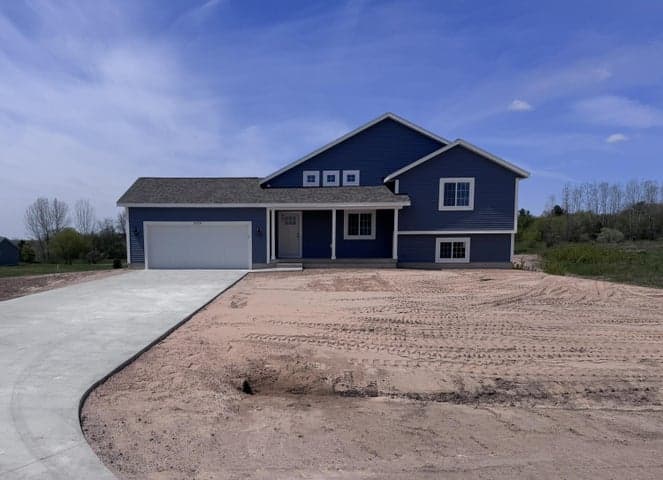 5229 Lilac Lane, Fremont, MI 49412