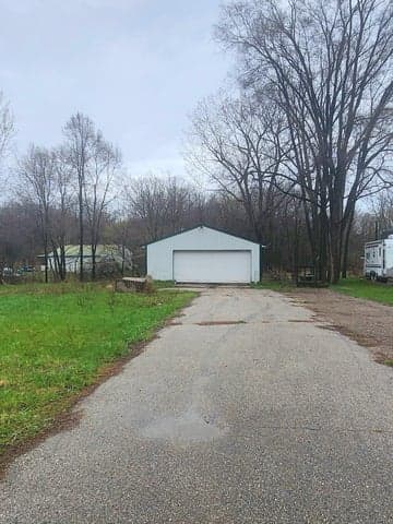 1491 S Leaton Road, Mount Pleasant, MI 48858