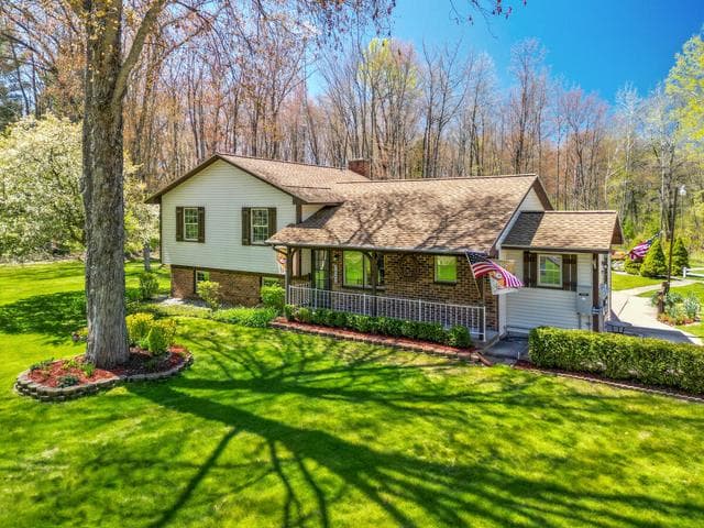 10343 N Walnut Avenue, Bitely, MI 49309