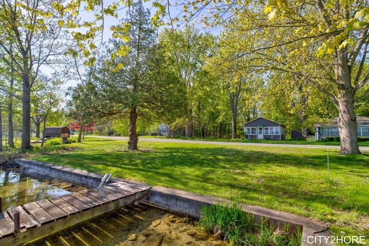 5964 122nd Avenue, Fennville, MI 49408