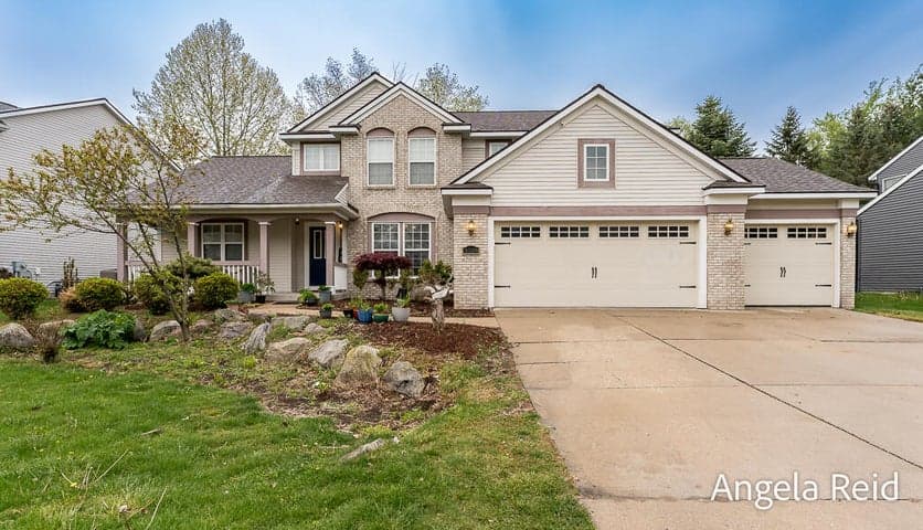 3528 Birch Knoll Drive SE, Grand Rapids, MI 49512