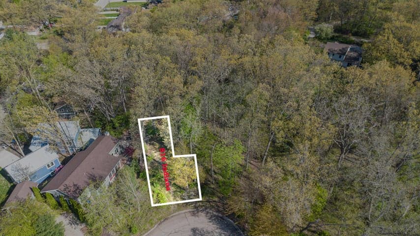 816 E Indiana Street, New Buffalo, MI 49117