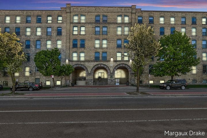 940 Monroe Avenue NW 552, Grand Rapids, MI 49503