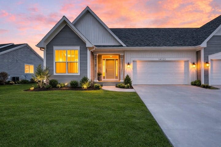 14104 Bridgeview Pointe, Vicksburg, MI 49097