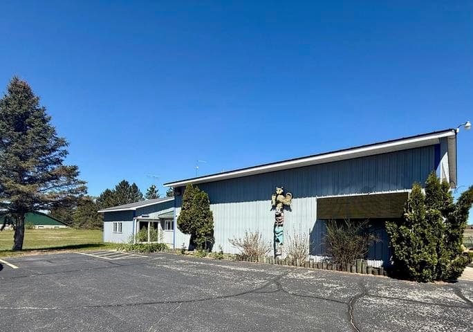 5555 E 13 Mile Road, Paris, MI 49338