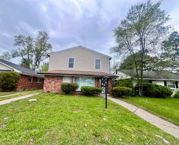 20043 Wyoming Avenue, Detroit, MI 48221