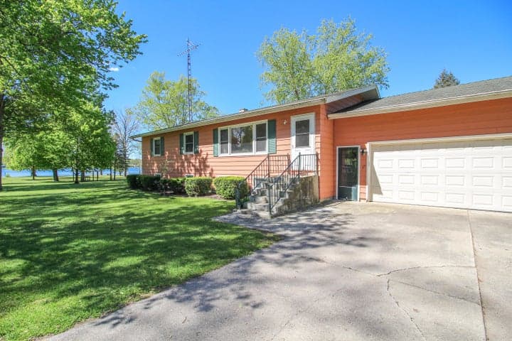 57436 Gearharts Landing Road, Three Rivers, MI 49093