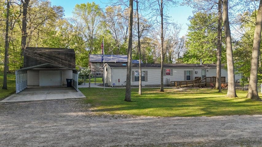 24599 Linden Street, Dowagiac, MI 49047