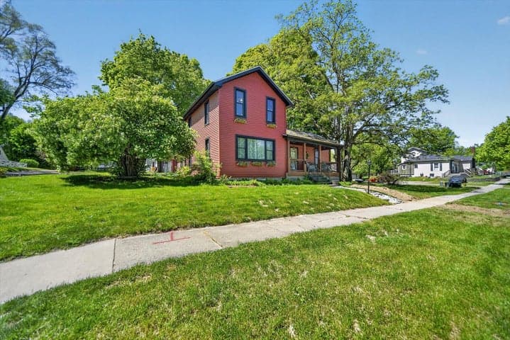 632 Hill Street, Portland, MI 48875