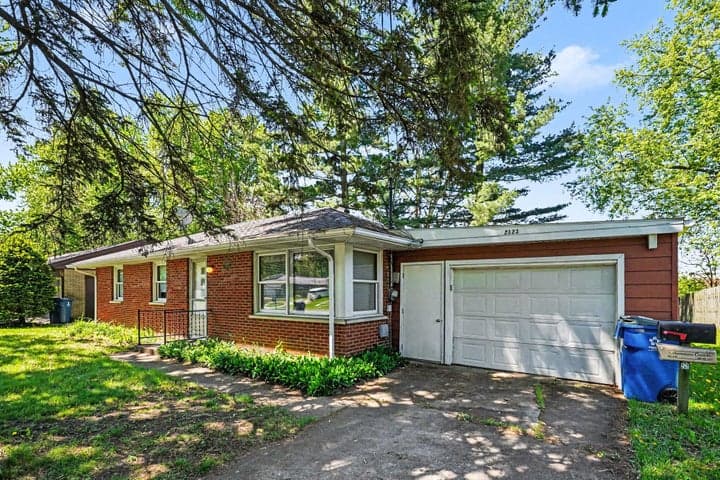 2323 Cumberland Street, Kalamazoo, MI 49006