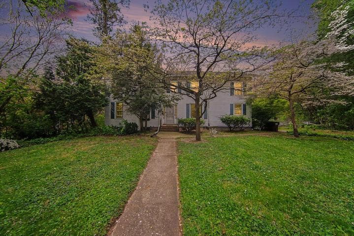 1011 W Maumee Street, Adrian, MI 49221