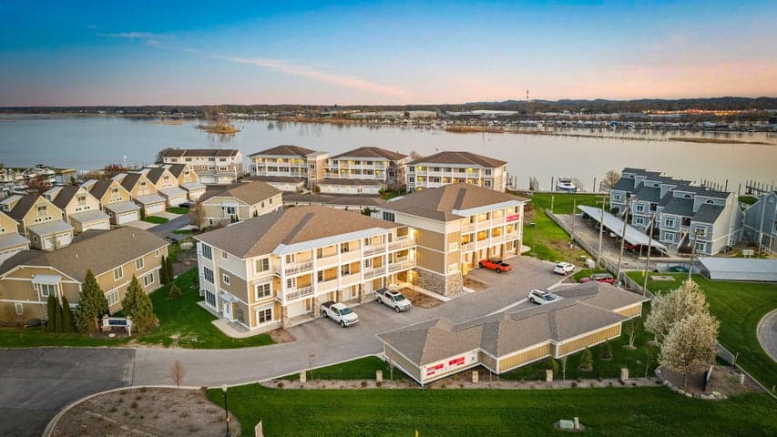 930 W Savidge Street 12, Spring Lake, MI 49456