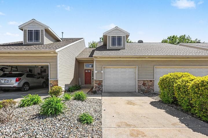 2970 Pebblestone Drive 26, Hudsonville, MI 49426