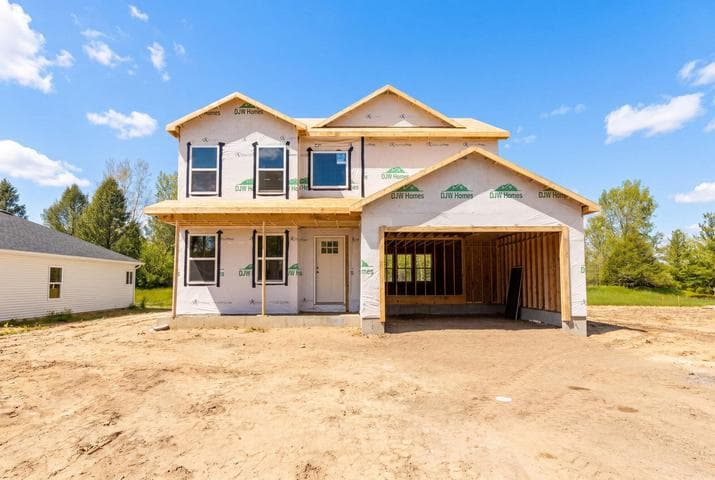 2018 Green Acres Drive, Adrian, MI 49221