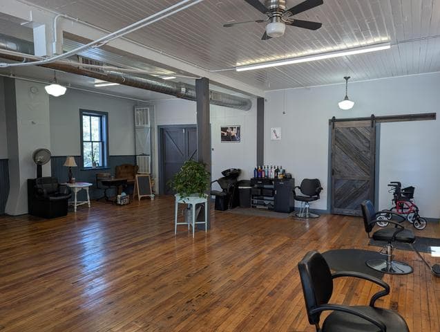 Photo 6