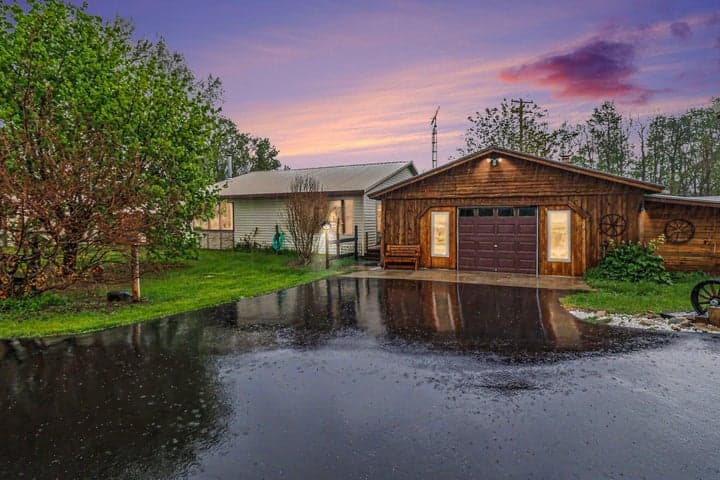 5739 Benzie Highway, Benzonia, MI 49616