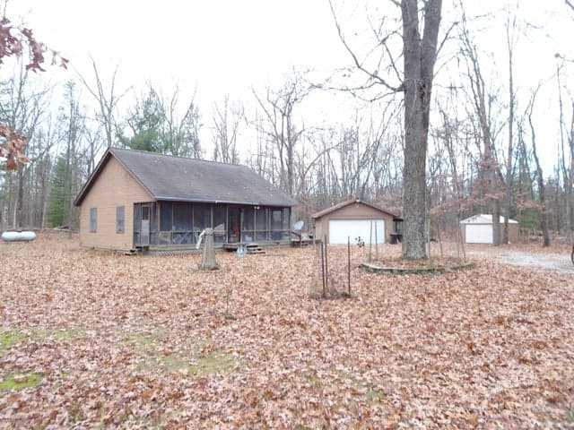 1035 Udell Hills Fire Tower Road, Manistee, MI 49660