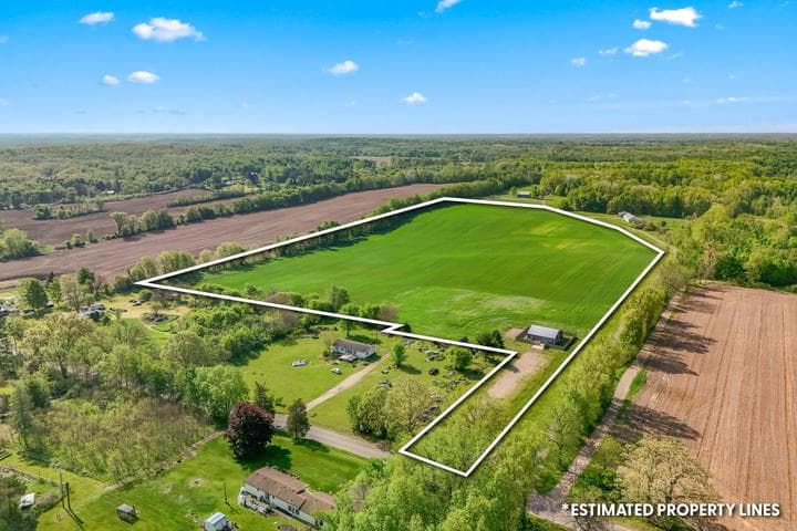 7505 E Reading Road E, Pittsford, MI 49271