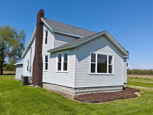 31532 M 62 W, Dowagiac, MI 49047