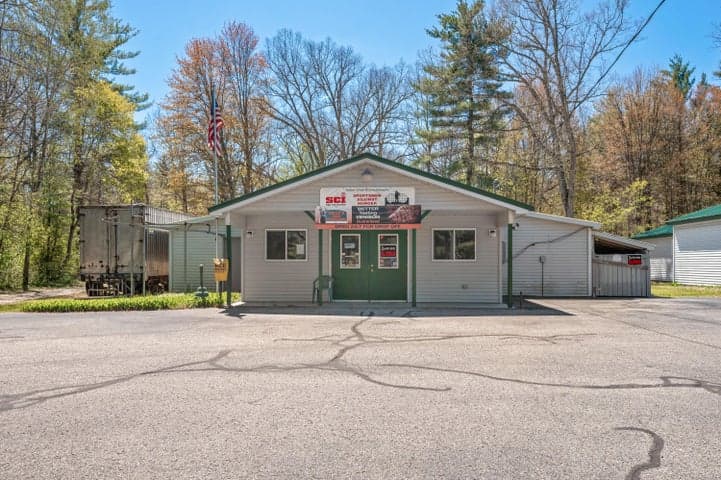 19055 12 Mile Road, Big Rapids, MI 49307