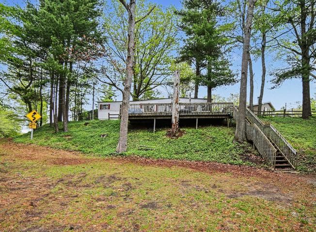 8408 W Easy Street, Mears, MI 49436