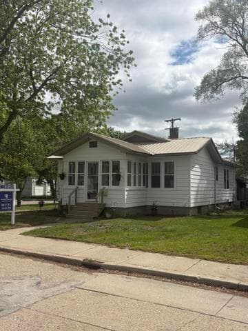 2208 Torrent Street, Muskegon, MI 49441