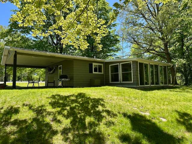 8942 E M-20, Hesperia, MI 49421