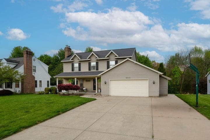 2331 Pheasant Avenue NW, Grand Rapids, MI 49534