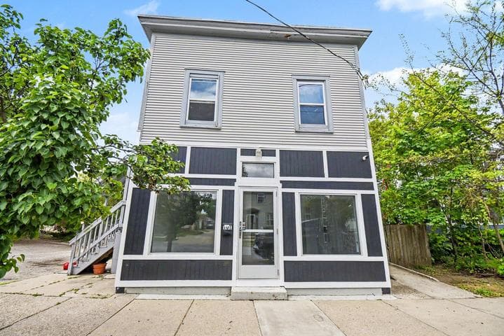 613 Fuller Avenue SE, Grand Rapids, MI 49506