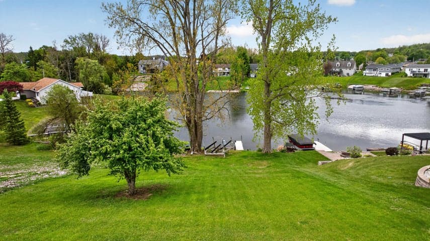 14391 Killybegs Lane, Cement City, MI 49233