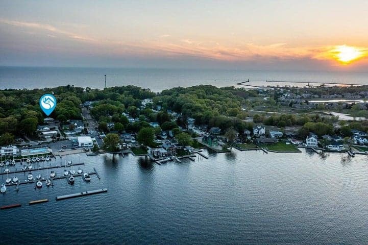 3229 Edgewater Street, Muskegon, MI 49441