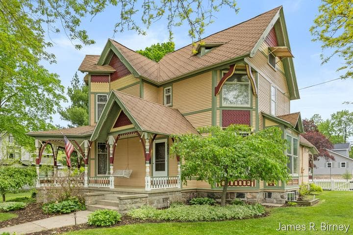 529 Avery Street, Lowell, MI 49331