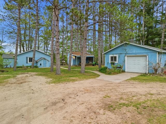 18648 Lawrence Drive, Stanwood, MI 49346