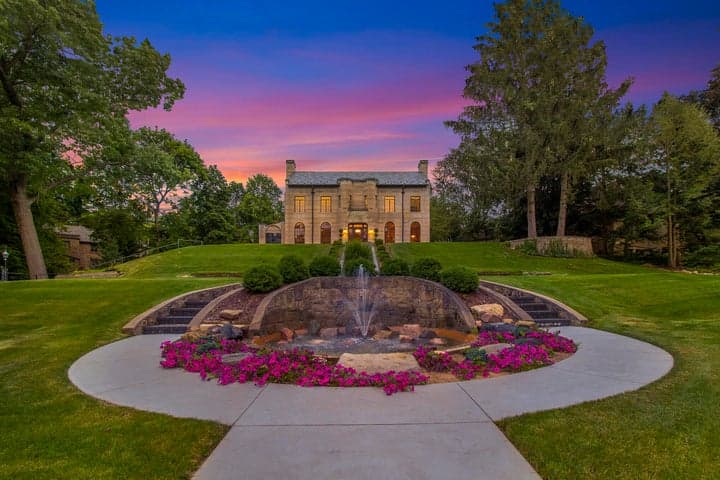 1405 Long Road, Kalamazoo, MI 49008