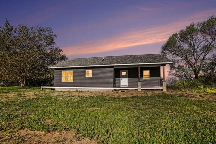6193 S Pere Marquette Highway, Pentwater, MI 49449