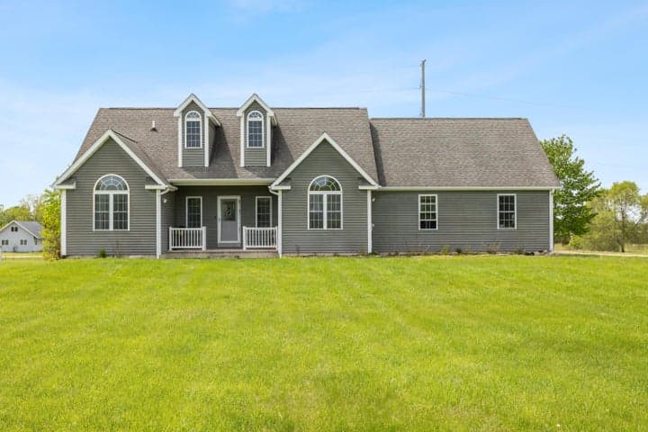 1881 9 Mile Road, Union City, MI 49094