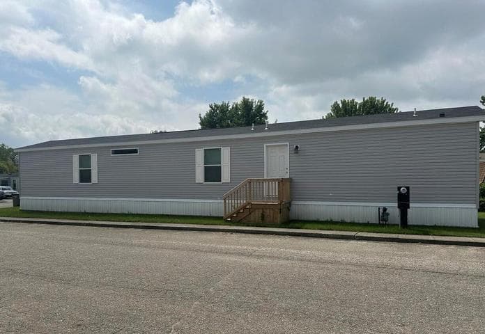 69205 Garver Lake Lot 48 Road, Edwardsburg, MI 49112