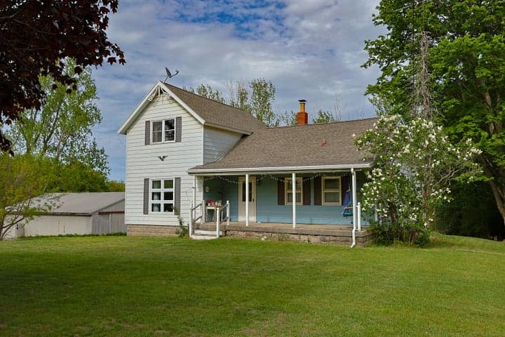 1504 N Oceana Drive, Hart, MI 49420