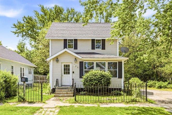 786 Buss Avenue, Benton Harbor, MI 49022