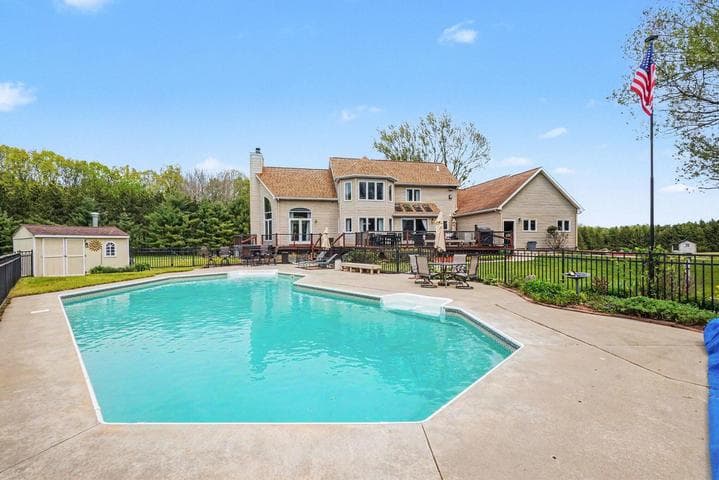 17634 Meceola Road, Hersey, MI 49639